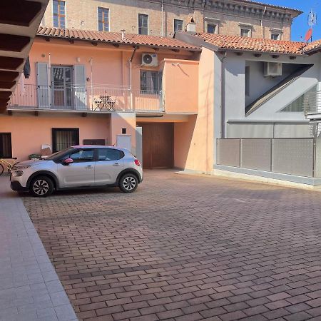 Ca D La Trifola Free Parking Daire Alba  Dış mekan fotoğraf