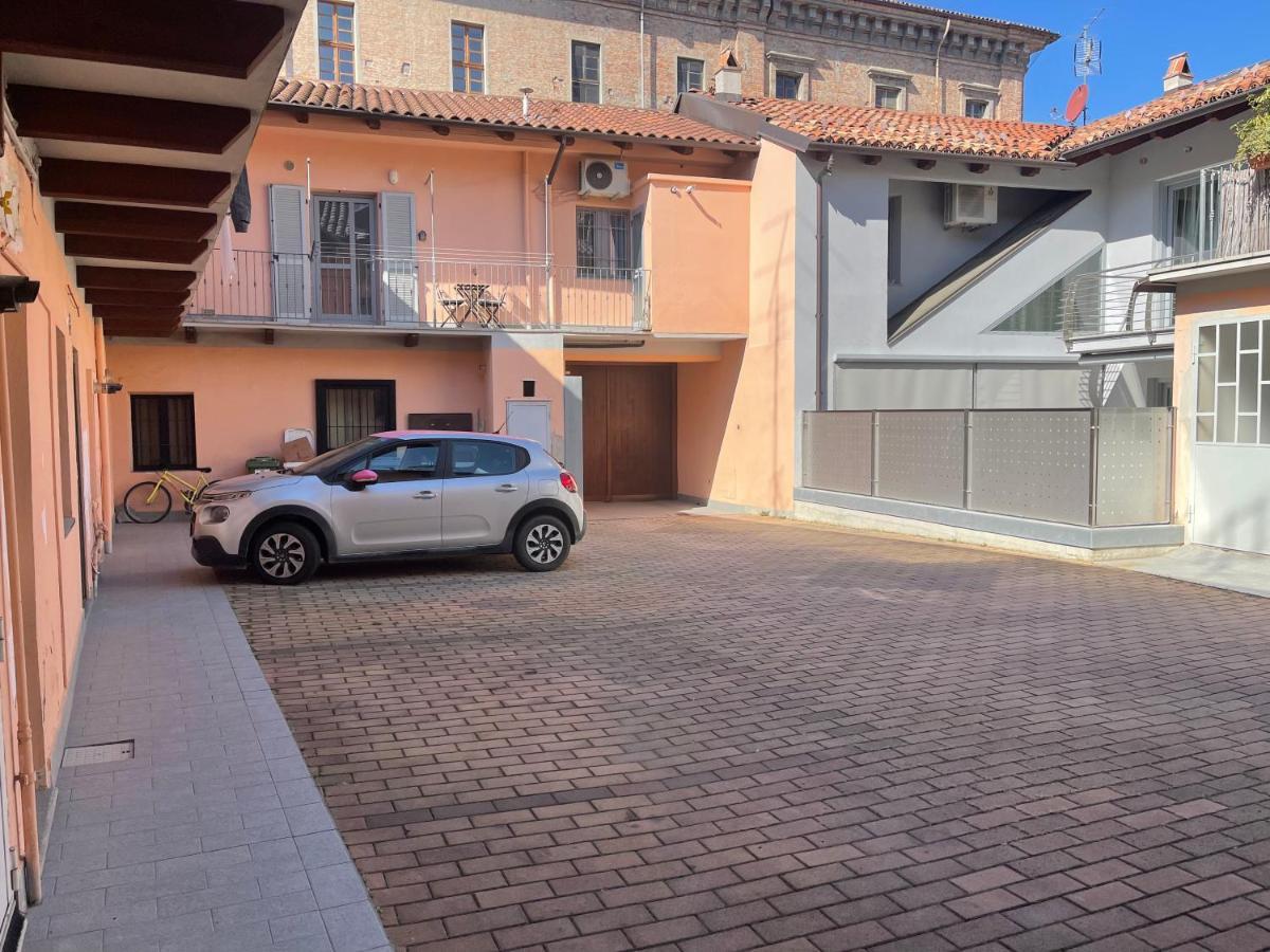 Ca D La Trifola Free Parking Daire Alba  Dış mekan fotoğraf